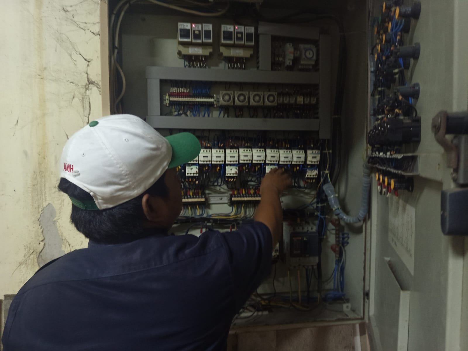 Pemeliharaan Sistem Kelistrikan